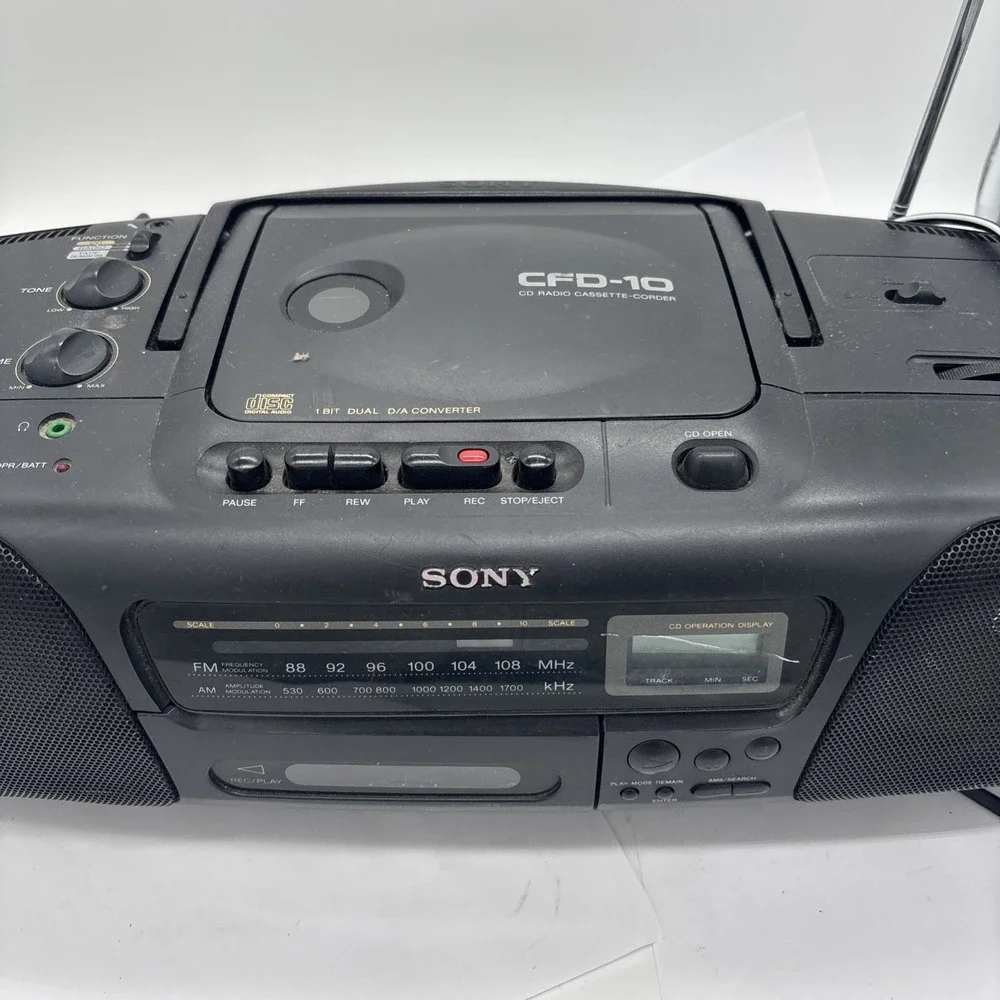 Sony CFD-10 CD  Player am fm radio boombox  Tape Needs Repair . Cd& Radio Work.